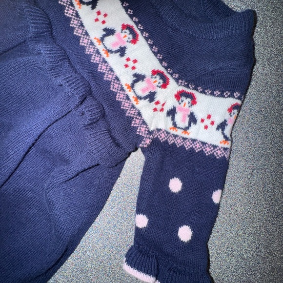 Blueberi Boulevard Penguin Knit Sweater Dress Ruffle Chest and Sleeve 3-6 Months - Picture 5 of 12